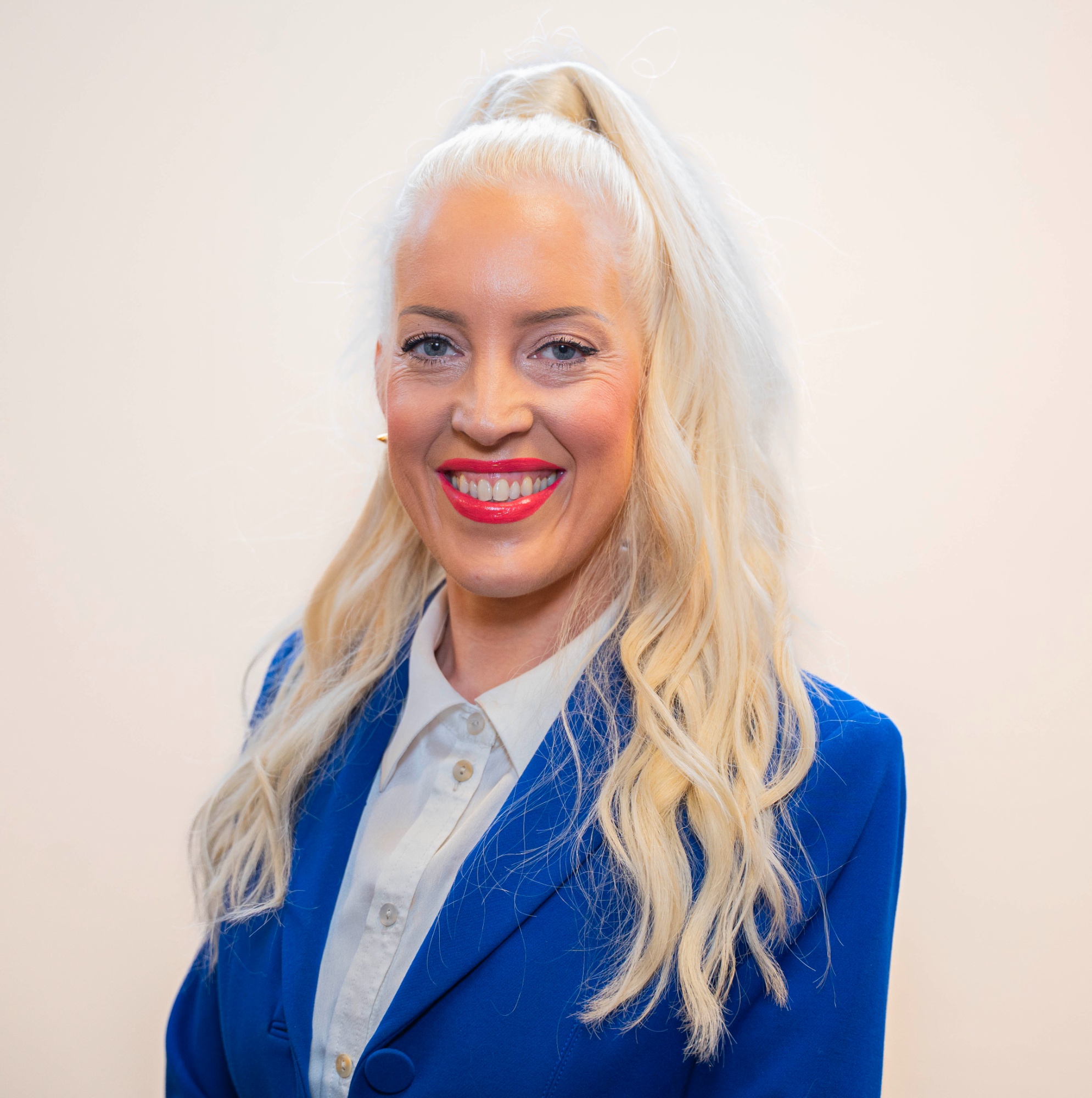 Photo of Jo Cross